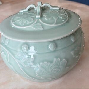Vintage Chinese Celadon Porcelain Lidded Jar